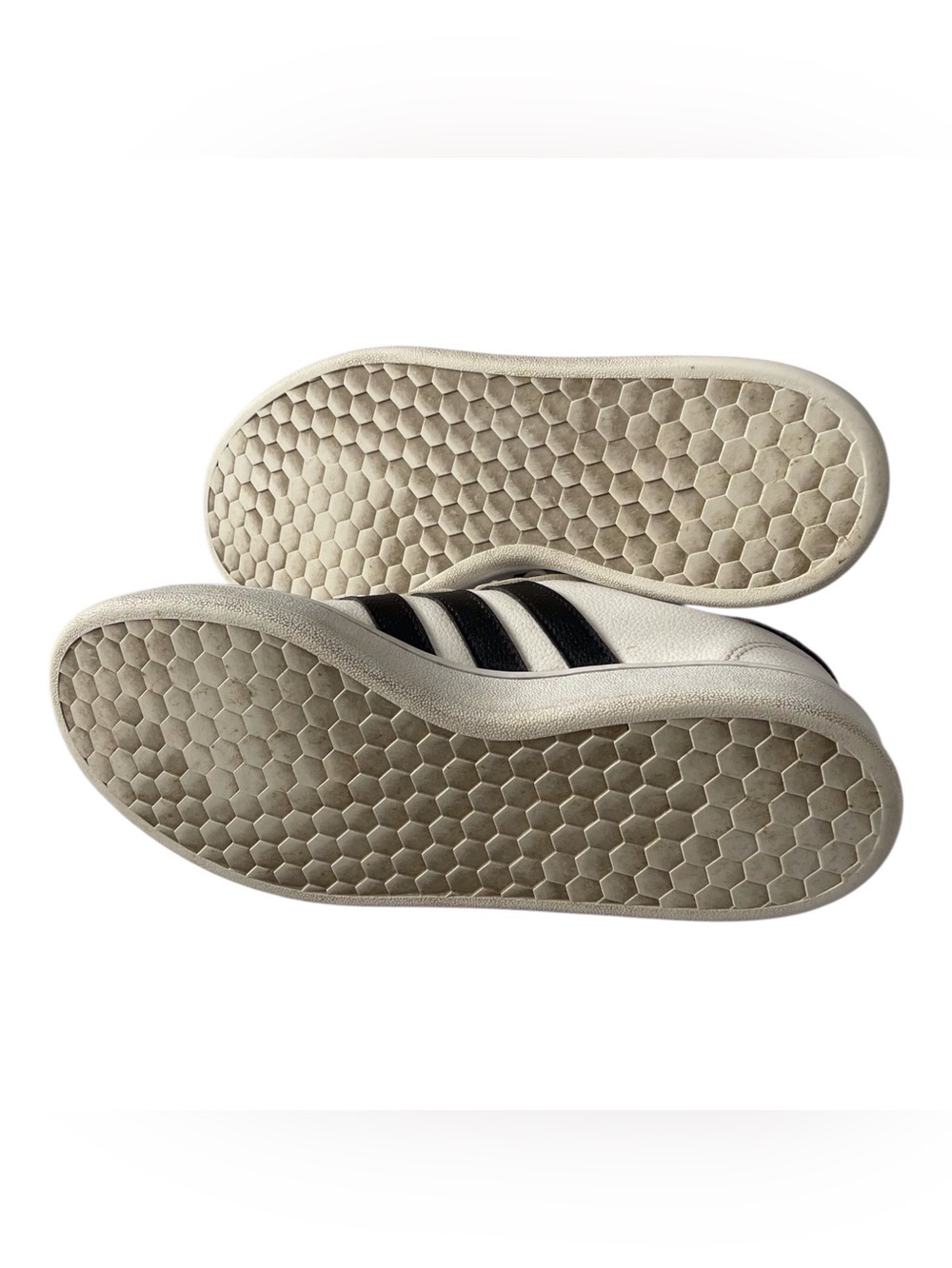 Adidas Women's White Sneakers, 81/2. - Picture 5 of 8